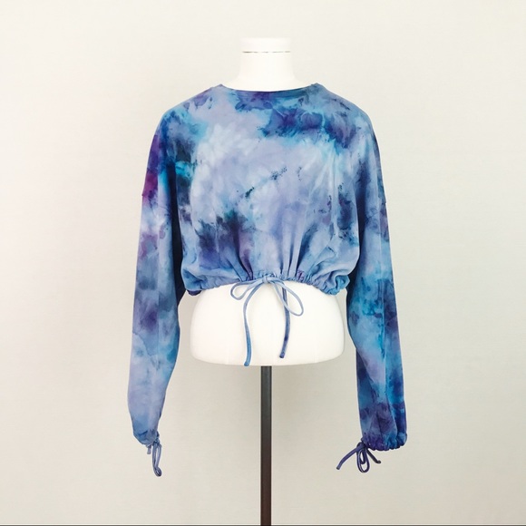 Tops - 🆕 Hand-Dyed 🌿 Ocean Waves Cropped Sweatshirt